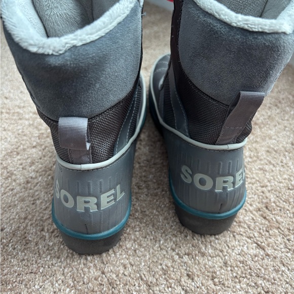 Sorel Tivoli II Waterproof Winter Lace Up Boots Gray Pink - Picture 2 of 7